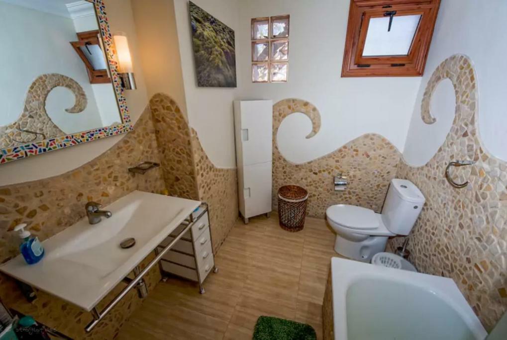 Apartment In Playa De Las Americas 1 Eksteriør billede